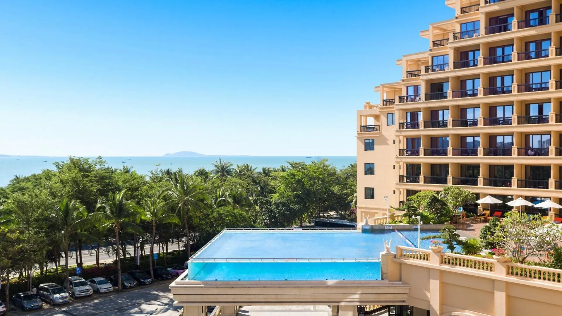 *****  Sanya Golden Phoenix Seaview Hotel Κίνα
