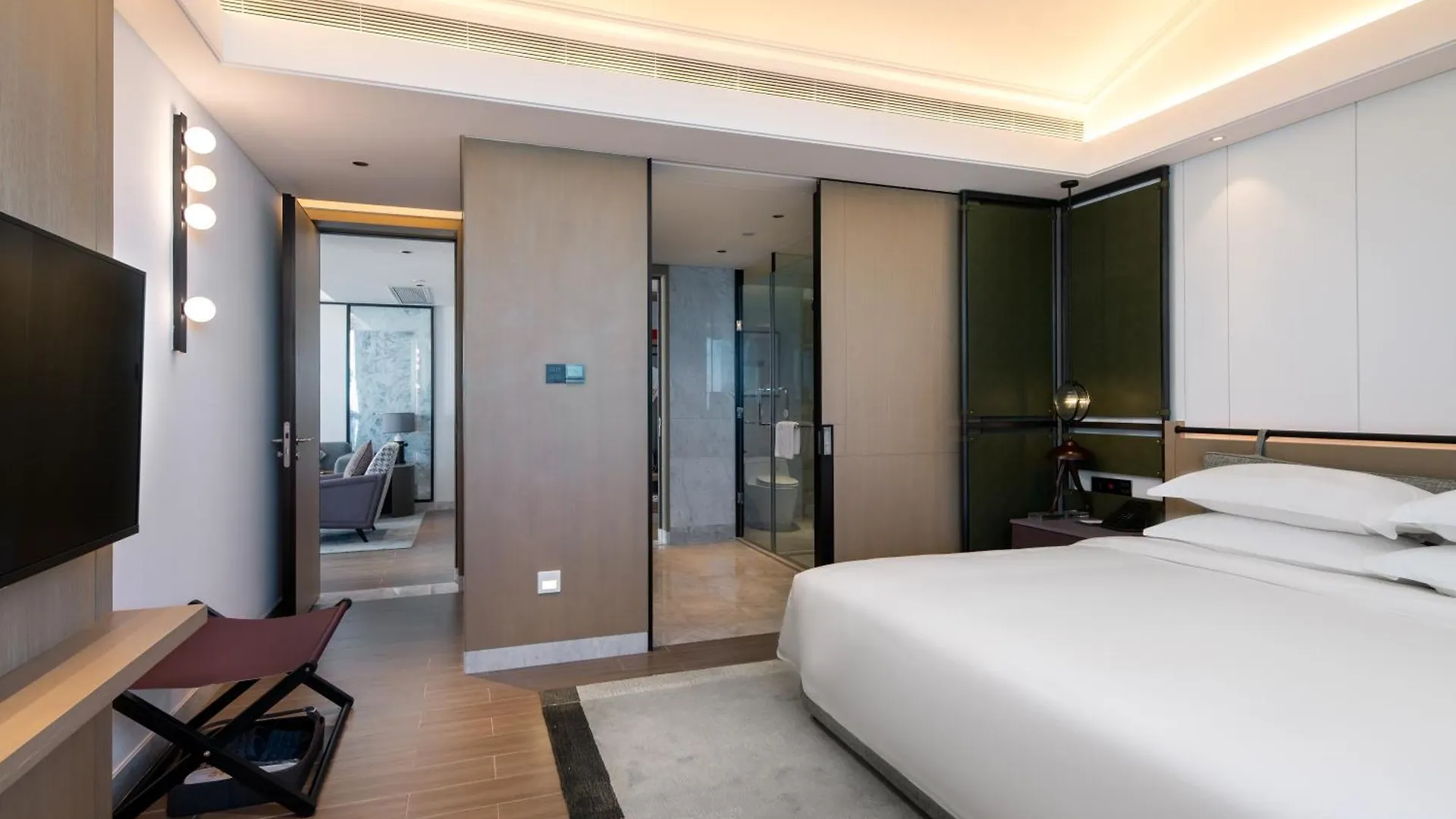Sanya Golden Phoenix Seaview Hotel Κίνα