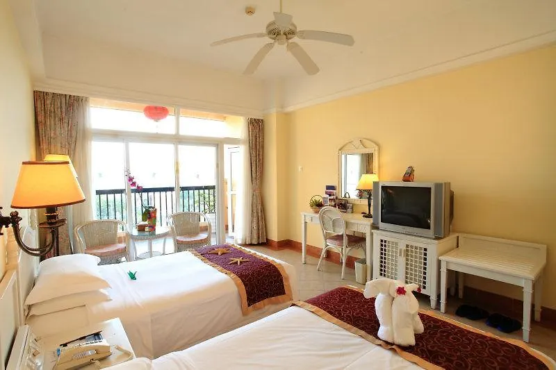 Sanya Golden Phoenix Seaview Hotel 5*,